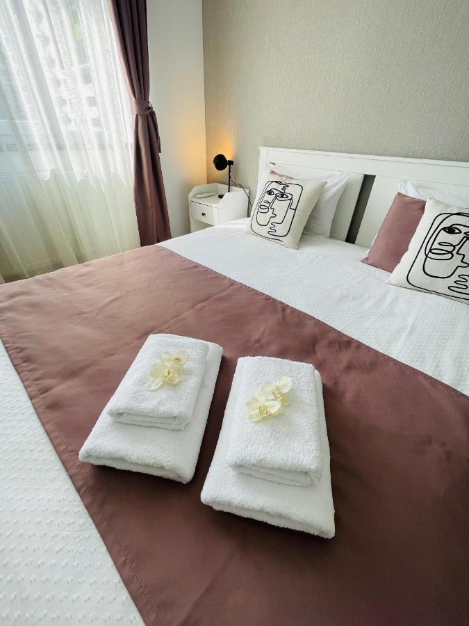 Sara Onestilor Prima Apart Oradea Exteriör bild